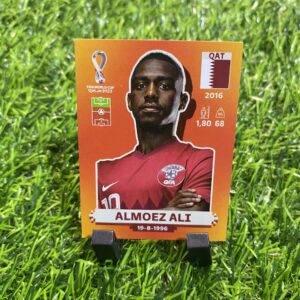 LARANJA: Figurinha do Almoez Ali (QAT18)- Álbum Copa do Mundo 2022 (Made in Italy)