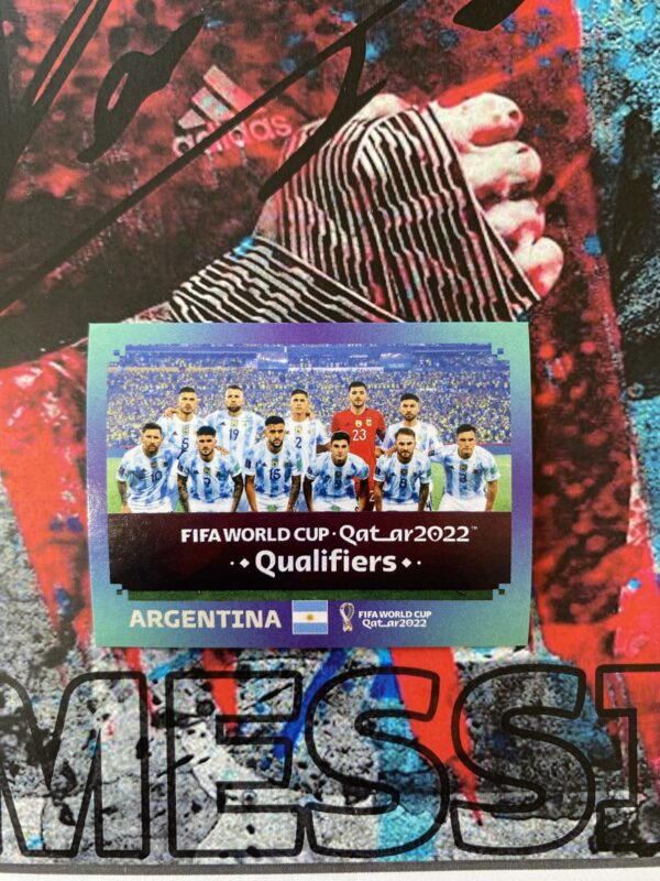 MESSI>> Equipe perfilada (ARG01)- Álbum Copa do Mundo 2022