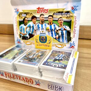 KIT BASE COMPLETO (50 CARDS) Topps Argentina Fileteado 2023 - Topps